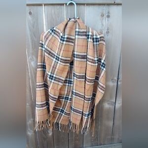 Scarf Wrap Shawl Tan Plaid Fringe Oblong 27x72 Preppy Quiet Luxury